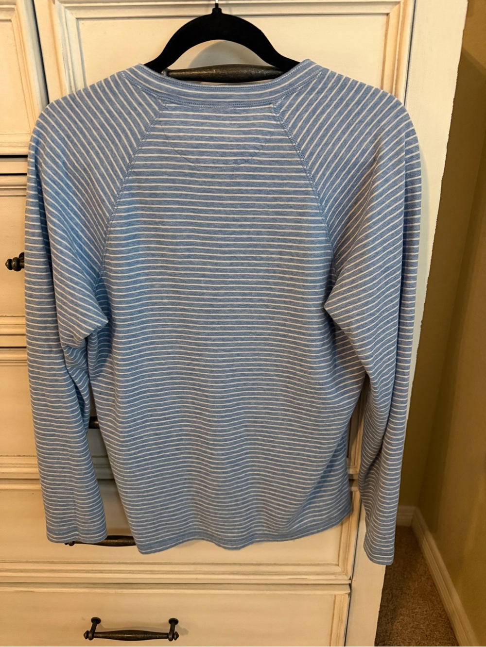 Faherty cloud Henley - Picture 3 of 3